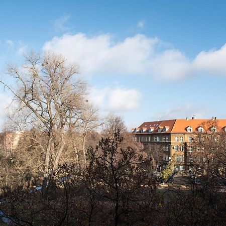 Apartament Przy Fontannach Lägenhet Gliwice Exteriör bild