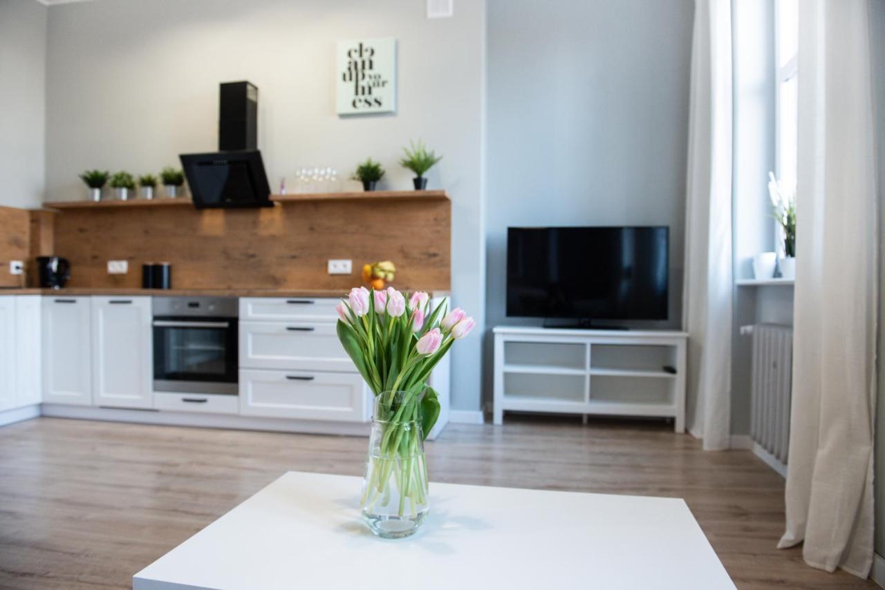 Apartament Przy Fontannach Lägenhet Gliwice Exteriör bild