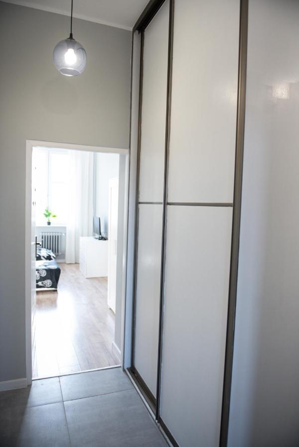 Apartament Przy Fontannach Lägenhet Gliwice Exteriör bild